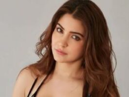 Top Hot Pics of Actress Anushka Sharma