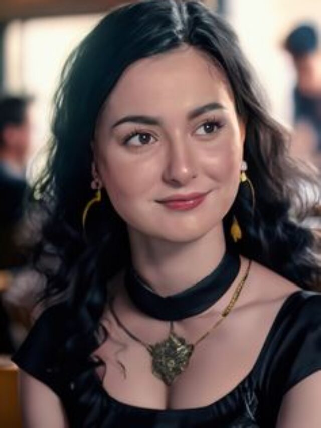 Cute & Hot Looks of Actress Hania Amir