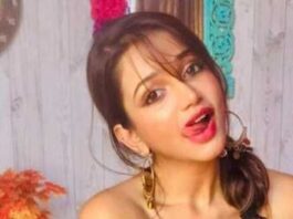 Cute Looks of Actress Anaika Soti